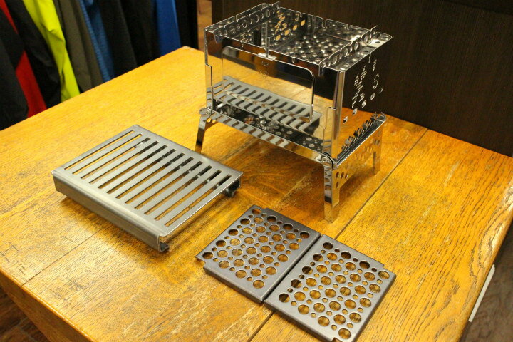 笑's コンパクト焚き火グリル B-6君 3点セット (B-6君本体・グリルプレート・ハードロストル) SHO-0004+SHO-0010+SHO-0025通販格安セール情報 楽天 通販