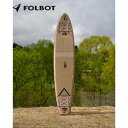 【フォルボット FOLBOT VERSATILE SUP】 1stモデルTACTICAL FOLDING SUPの厚みと幅はそのままに全長を64cm長くし、大幅に浮力を増したツーリングボード。 余裕のあるサイズ設定で、ファミリー・カップル・ペットと一緒に楽しみたい方、フィッシングギアなどをたっぷりと積載をしたい方、ソロで長距離漕ぎたい方向けのデザイン。安定性が非常に高いので初心者の方も落水せずに乗り易い。サイズが大きい分漕ぎ出しは重いですが、漕ぎ進めるとスピードが出せます。 【SPEC】 展開サイズ：384 x 81 x 15cm 収納サイズ：90 x 45 × 35cm 本体重量：約11.6kg 収納重量：約16.6kg 容積：366L 最大空気圧：15psi （推奨気圧10〜13psi） 制限体重：160kg 付属品：ダブルアクションポンプ 　　　　キャスター付きキャリーバッグ 　　　　アルミパドル（166〜215cm)、リーシュコード(10feet 最大長約3m) 　　　　GRIフィン（センターx1　サイドx2） 　　　　リペアキット、取扱説明書【フォルボット FOLBOT VERSATILE SUP】 1stモデルTACTICAL FOLDING SUPの厚みと幅はそのままに全長を64cm長くし、大幅に浮力を増したツーリングボード。 余裕のあるサイズ設定で、ファミリー・カップル・ペットと一緒に楽しみたい方、フィッシングギアなどをたっぷりと積載をしたい方、ソロで長距離漕ぎたい方向けのボードデザイン。 安定性が非常に高く初心者の方も落水せずに乗り易いです。 サイズが大きい分漕ぎ出しは重いですが、漕ぎ進めると追いつけないほどのスピードが出せます。 ボードの前後に搭載したFOLBOT CARRIER SYSTEMは上と下に荷物を挟むことが出来、収納力アップに貢献しています。 ボード前方には市販のロッドホルダーを取り付けられるスペースを確保。 スタイルに合わせて左右選んで取り付けられるようになっています。 ボード中央にはDリングを4個配置。 バランスよくクーラーボックスを括り付けることができます。 クーラーボックスをイスや背もたれとして使用可能な位置です。 本体生地は2レイヤーを採用、サイドウォールも2重にし、耐久性を高めています。 空気圧調整バルブを搭載し、15気圧以上になると自動で空気を排出することで破裂リスクを低減します。 収納バッグのサイズはTACTICAL FOLDING SUPと同じです。 屋内での保管、車への積み込みの心配をする必要はありません。 【SPEC】 展開サイズ：384 x 81 x 15cm 収納サイズ：90 x 45 × 35cm 本体重量：約11.6kg 収納重量：約16.6kg 容積：366L 最大空気圧：15psi （推奨気圧10〜13psi） 制限体重：160kg 付属品：ダブルアクションポンプ 　　　　キャスター付きキャリーバッグ 　　　　アルミパドル（166〜215cm) 　　　　リーシュコード(10feet 最大長約3m) 　　　　GRIフィン（センターx1　サイドx2） 　　　　リペアキット、取扱説明書