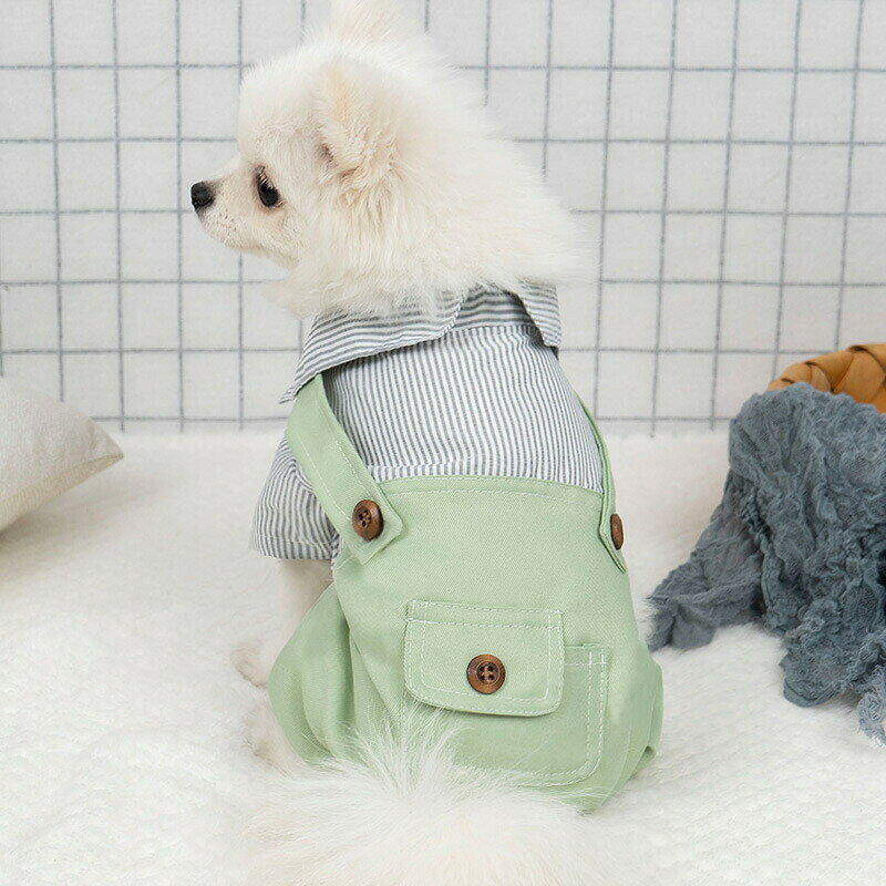 商品情報素材100％柔らかい綿生地でできており、柔らかく、通気性があり、ペットが一日中着用するのに快適で、敏感肌にとても優しいです。デザインこれら犬服はノースリーブとプルオーバーデザインを備えており、簡単かつ迅速に着脱でき、ペットはいつもように快適に動くことができます。購入前にサイズを確認してください。商品説明ペットの身体構造により、立体成型、やさしく体にフィットし、美しく愛犬のラインを引き立てる。uofeshop 翌日発送　犬服 Tシャツ オーバーオール　ノースリーブ ペット服 ベスト 子犬服 犬猫女子犬 コスチューム服 ドッグウェア 洋服 猫服 通気 ペットウェア 可愛い 日焼き防ぐ 通気性 柔らかい 小型犬 中型犬 記念撮影 お出かけ 部屋着 抜け毛防止 散歩 イベントや記念撮影で使うもよし、愛犬と楽しい時を過ごして下さいね。 ♪毎日一緒に生活する愛犬が自宅でも散歩中でも、外出先でもこんなオシャレな服を着せると、注目を浴びるアイテムに間違いなし。 2