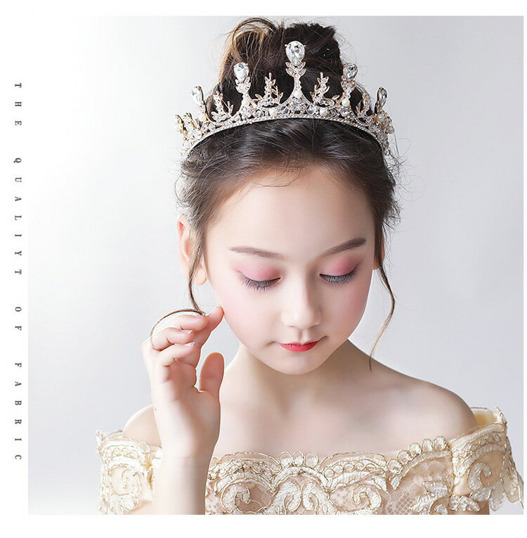 ヘアアクセサリー?王冠