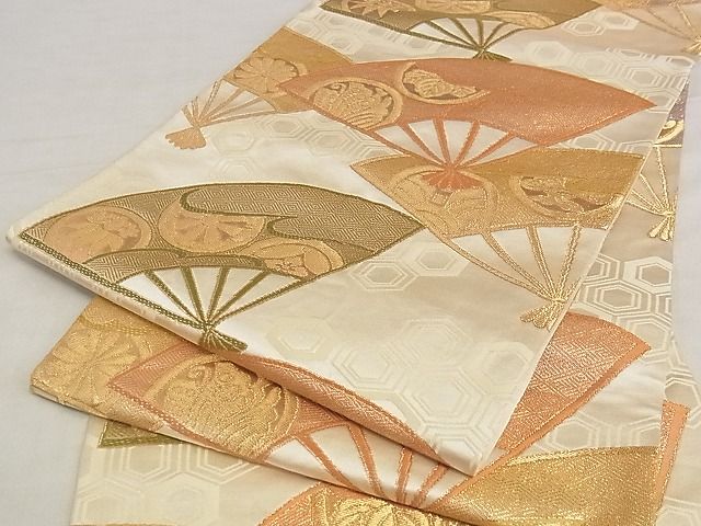 平和屋着物■六通柄袋帯　唐織　扇面花蝶丸文　金糸　正絹　逸品　A-pf5337