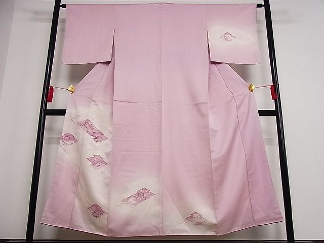 平和屋-こころ店■訪問着　松皮菱花文　地紋起こし　暈し染　着丈149cm　裄丈62cm　正絹　逸品　B-oa5277