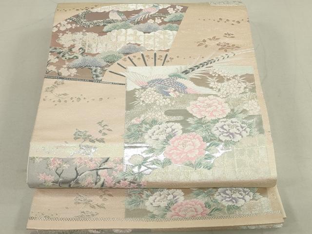 ■■■　サイズ　■■■ 長さ 426cm 幅 30.5cm程 ■■■　商品詳細　■■■ 【正絹・関西仕立て】 詳細に関しましては、画像をご確認ください。 大変上質な逸品になります。 お安く出品致しますので、是非この機会にいかがでしょうか？ ※汚れ等に関しましては、着用時には見えない部分になるかと思いますのであまり気にならずお召になれるかと思います。 ■■■　注意事項　■■■ ■モニター発色の具合により色合いが異なる場合がございます。 ■寸法は多少の誤差が生じる場合がございますのでご了承ください。 ■縫込みの長さが左右非対称の場合は短い部分を記載しております。 左右非対称であってもご返品・お値引き等の保証は出来かねますので、ご了承の上ご購入をお願い致します。 ■シミ等のチェックには注意を払っておりますが、見落としがある場合もございますし、個人の見解も様々ですので神経質な方のご購入はお控えください。 ■箪笥に入っておりました着物や帯なので畳みシワや匂いがあるものもございます。 ■お休みは基本的に土日祝となりますが、その他臨時でお休みする場合がございますのでご了承ください。 ■商品の発送は平日のみの発送となります。 ■夜間と土曜、日曜日はお問い合わせの回答が遅れる場合がございます。 ■当店では、お直し、紋入れ、お手入れ等は承っておりません。 ■生地の状態（ヤケ、経年劣化等）によってはサイズ直しが出来ない場合がございます。 その点もどうかご了承のうえ、ご購入をお願いいたします。 ■弊社で取り扱う商品は一点ものにつき、時期や在庫状況に応じて金額が変更となる場合がございます。 ■検針は行っておりません。予めご了承いただきますようお願いいたします。 ■【洗える着物】と記載のある商品におきましては、商品お届け後に洗濯を行ってしまってからのご返品にはご対応しかねます。 念の為、専門店でのお手入れをお願いいたします。 ■着物のサイズ目安は下記を参考ください↓ ＜女性着物＞　お端折り次第で＋5cm　−1cmが着用可能サイズ 　例）身丈170cmの場合、身長160cm〜175cm ＜男性着物＞　身丈＋約25cm〜27cm程が適応身長 　例）身丈155cmの場合、身長180〜182cm