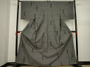 平和屋着物●本場大島紬 カタス9マルキ 短冊葡萄唐草文 黒地 正絹 逸品 AAAY7383ck