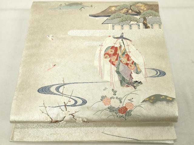■■■　サイズ　■■■ 長さ 440cm 幅 31cm程 ■■■　商品詳細　■■■ 【正絹・芯なし】 詳細に関しましては、画像をご確認ください。 大変上質な逸品になります。 お安く出品致しますので、是非この機会にいかがでしょうか？ ※汚れ等に関しましては、着用時には見えない部分になるかと思いますのであまり気にならずお召になれるかと思います。 ■■■　注意事項　■■■ ■モニター発色の具合により色合いが異なる場合がございます。 ■寸法は多少の誤差が生じる場合がございますのでご了承ください。 ■縫込みの長さが左右非対称の場合は短い部分を記載しております。 左右非対称であってもご返品・お値引き等の保証は出来かねますので、ご了承の上ご購入をお願い致します。 ■シミ等のチェックには注意を払っておりますが、見落としがある場合もございますし、個人の見解も様々ですので神経質な方のご購入はお控えください。 ■箪笥に入っておりました着物や帯なので畳みシワや匂いがあるものもございます。 ■お休みは基本的に土日祝となりますが、その他臨時でお休みする場合がございますのでご了承ください。 ■商品の発送は平日のみの発送となります。 ■夜間と土曜、日曜日はお問い合わせの回答が遅れる場合がございます。 ■当店では、お直し、紋入れ、お手入れ等は承っておりません。 ■生地の状態（ヤケ、経年劣化等）によってはサイズ直しが出来ない場合がございます。 その点もどうかご了承のうえ、ご購入をお願いいたします。 ■弊社で取り扱う商品は一点ものにつき、時期や在庫状況に応じて金額が変更となる場合がございます。 ■検針は行っておりません。予めご了承いただきますようお願いいたします。 ■【洗える着物】と記載のある商品におきましては、商品お届け後に洗濯を行ってしまってからのご返品にはご対応しかねます。 念の為、専門店でのお手入れをお願いいたします。 ■着物のサイズ目安は下記を参考ください↓ ＜女性着物＞　お端折り次第で＋5cm　−1cmが着用可能サイズ 　例）身丈170cmの場合、身長160cm〜175cm ＜男性着物＞　身丈＋約25cm〜27cm程が適応身長 　例）身丈155cmの場合、身長180〜182cm