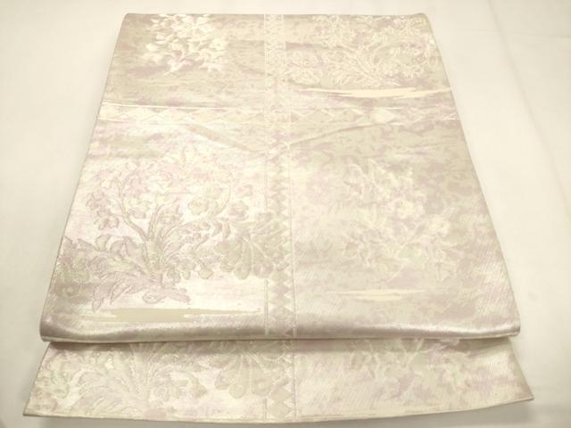 ■■■　サイズ　■■■ 長さ 424cm 幅 31cm程 ■■■　商品詳細　■■■ 【正絹・未仕立て・芯なし】 詳細に関しましては、画像をご確認ください。 大変上質な逸品になります。 お安く出品致しますので、是非この機会にいかがでしょうか？ ■■■　注意事項　■■■ ■モニター発色の具合により色合いが異なる場合がございます。 ■寸法は多少の誤差が生じる場合がございますのでご了承ください。 ■縫込みの長さが左右非対称の場合は短い部分を記載しております。 左右非対称であってもご返品・お値引き等の保証は出来かねますので、ご了承の上ご購入をお願い致します。 ■シミ等のチェックには注意を払っておりますが、見落としがある場合もございますし、個人の見解も様々ですので神経質な方のご購入はお控えください。 ■箪笥に入っておりました着物や帯なので畳みシワや匂いがあるものもございます。 ■お休みは基本的に土日祝となりますが、その他臨時でお休みする場合がございますのでご了承ください。 ■商品の発送は平日のみの発送となります。 ■夜間と土曜、日曜日はお問い合わせの回答が遅れる場合がございます。 ■当店では、お直し、紋入れ、お手入れ等は承っておりません。 ■生地の状態（ヤケ、経年劣化等）によってはサイズ直しが出来ない場合がございます。 その点もどうかご了承のうえ、ご購入をお願いいたします。 ■弊社で取り扱う商品は一点ものにつき、時期や在庫状況に応じて金額が変更となる場合がございます。 ■検針は行っておりません。予めご了承いただきますようお願いいたします。 ■【洗える着物】と記載のある商品におきましては、商品お届け後に洗濯を行ってしまってからのご返品にはご対応しかねます。 念の為、専門店でのお手入れをお願いいたします。 ■写真に写っている物が全てになります。それ以外の付属品はございませんのでご了承ください。 ■着物のサイズ目安は下記を参考ください↓ ＜女性着物＞　お端折り次第で＋5cm　－1cmが着用可能サイズ 　例）身丈170cmの場合、身長160cm～175cm ＜男性着物＞　身丈＋約25cm～27cm程が適応身長 　例）身丈155cmの場合、身長180～182cm