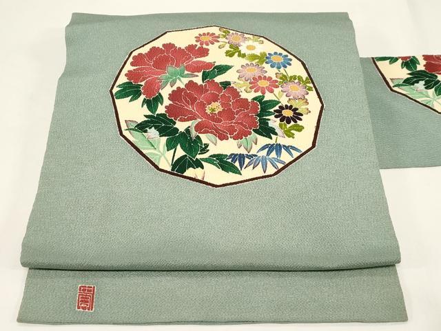 ■■■　サイズ　■■■ 長さ 359.5cm 幅 30cm程 ■■■　商品詳細　■■■ 【正絹】 状態は接写画像のように表地所々にヤケがございます。 大変上質な逸品になりますのでぜひお手入れをされてお召しになられてはいかがでしょうか。 お安く出品致しますので、是非この機会にいかがでしょうか？ ■■■　注意事項　■■■ ■モニター発色の具合により色合いが異なる場合がございます。 ■寸法は多少の誤差が生じる場合がございますのでご了承ください。 ■縫込みの長さが左右非対称の場合は短い部分を記載しております。 左右非対称であってもご返品・お値引き等の保証は出来かねますので、ご了承の上ご購入をお願い致します。 ■シミ等のチェックには注意を払っておりますが、見落としがある場合もございますし、個人の見解も様々ですので神経質な方のご購入はお控えください。 ■箪笥に入っておりました着物や帯なので畳みシワや匂いがあるものもございます。 ■お休みは基本的に土日祝となりますが、その他臨時でお休みする場合がございますのでご了承ください。 ■商品の発送は平日のみの発送となります。 ■夜間と土曜、日曜日はお問い合わせの回答が遅れる場合がございます。 ■当店では、お直し、紋入れ、お手入れ等は承っておりません。 ■生地の状態（ヤケ、経年劣化等）によってはサイズ直しが出来ない場合がございます。 その点もどうかご了承のうえ、ご購入をお願いいたします。 ■弊社で取り扱う商品は一点ものにつき、時期や在庫状況に応じて金額が変更となる場合がございます。 ■検針は行っておりません。予めご了承いただきますようお願いいたします。 ■【洗える着物】と記載のある商品におきましては、商品お届け後に洗濯を行ってしまってからのご返品にはご対応しかねます。 念の為、専門店でのお手入れをお願いいたします。 ■着物のサイズ目安は下記を参考ください↓ ＜女性着物＞　お端折り次第で＋5cm　−1cmが着用可能サイズ 　例）身丈170cmの場合、身長160cm〜175cm ＜男性着物＞　身丈＋約25cm〜27cm程が適応身長 　例）身丈155cmの場合、身長180〜182cm