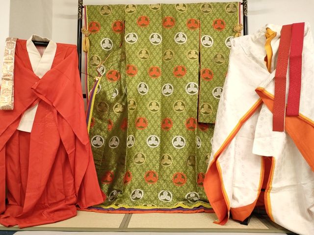 楽天市場】十二単 髪飾りの通販 楽天市場】十二単 髪飾りの通販