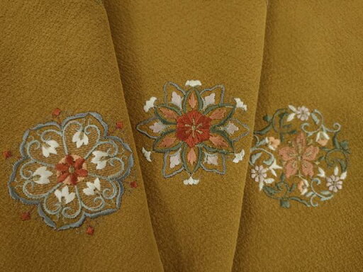 平和屋着物▼総刺繍 訪問着 舞花文 正絹 逸品 AAAX2747ck 平和屋着物▼総刺繍 訪問着 舞花文 正絹 逸品 AAAX2747ck