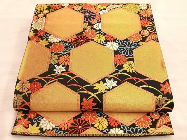 平和屋着物◎六通柄袋帯　唐織　亀甲秋草文　黒地　金糸　正絹　逸品　BAAL0454du