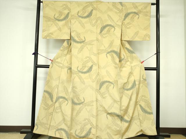平和屋の平和屋着物■上質な紬 舞葉文 正絹 逸品 DABE1905op｜アングル2