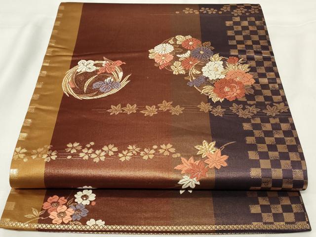 ■■■　サイズ　■■■ 長さ 428cm 幅 31.5cm程 ■■■　商品詳細　■■■ 【正絹】 詳細に関しましては、画像をご確認ください。 大変上質な逸品になります。 お安く出品致しますので、是非この機会にいかがでしょうか？ ■■■　注意事項　■■■ ■モニター発色の具合により色合いが異なる場合がございます。 ■寸法は多少の誤差が生じる場合がございますのでご了承ください。 ■縫込みの長さが左右非