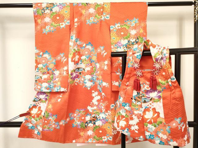 平和屋着物[]七五三　女の子　3歳　祝着　三つ身　被布セット　糸車　鼓花文　金彩　逸品　DAAW2894ma