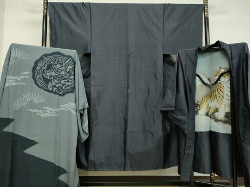 平和屋着物●男性 本場大島紬 アンサンブル・長襦袢セット(袷) 横段文 正絹 逸品 DAAV8577tw 平和屋着物●男性 本場大島紬 アンサンブル・長襦袢セット(袷) 横段文 正絹 逸品 DAAV8577tw