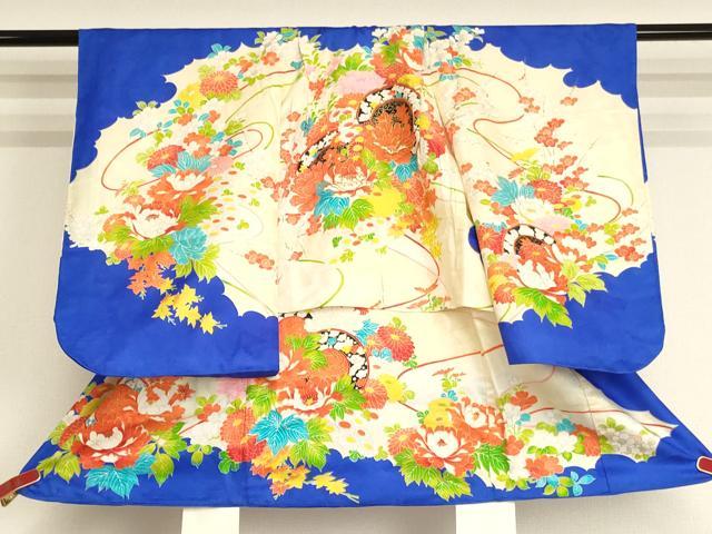 ■■■　サイズ　■■■ 【祝着】 身丈 74.5cm（肩から） 裄丈 40cm（肩上げ　2.5cm） 袖丈 55cm　縫込み 2cm 袖幅 30.5cm 前幅 15.5cm 後幅 16.5cm 着物縫いこみ 内揚げ 0cm （腰上げ　10.5cm） 裄 お袖側 約1.5cm　身頃側 約1cm ■■■　商品詳細　■■■ 着物【正絹】の状態は接写画像のように右袖前・下前・下前おくみ・衿・胴裏・上前に汚れがございますが その他特に目立ったシミ汚れなどもなく大変良い状態です。 大変上質な逸品になります。 お安く出品致しますので、是非この機会にいかがでしょうか？ ■■■　注意事項　■■■ ■モニター発色の具合により色合いが異なる場合がございます。 ■寸法は多少の誤差が生じる場合がございますのでご了承ください。 ■縫込みの長さが左右非対称の場合は短い部分を記載しております。 左右非対称であってもご返品・お値引き等の保証は出来かねますので、ご了承の上ご購入をお願い致します。 ■シミ等のチェックには注意を払っておりますが、見落としがある場合もございますし、個人の見解も様々ですので神経質な方のご購入はお控えください。 ■箪笥に入っておりました着物や帯なので畳みシワや匂いがあるものもございます。 ■お休みは基本的に土日祝となりますが、その他臨時でお休みする場合がございますのでご了承ください。 ■商品の発送は平日のみの発送となります。 ■夜間と土曜、日曜日はお問い合わせの回答が遅れる場合がございます。 ■当店では、お直し、紋入れ、お手入れ等は承っておりません。 ■生地の状態（ヤケ、経年劣化等）によってはサイズ直しが出来ない場合がございます。 その点もどうかご了承のうえ、ご購入をお願いいたします。 ■弊社で取り扱う商品は一点ものにつき、時期や在庫状況に応じて金額が変更となる場合がございます。 ■検針は行っておりません。予めご了承いただきますようお願いいたします。 ■【洗える着物】と記載のある商品におきましては、商品お届け後に洗濯を行ってしまってからのご返品にはご対応しかねます。 念の為、専門店でのお手入れをお願いいたします。 ■写真に写っている物が全てになります。それ以外の付属品はございませんのでご了承ください。 ■状態に関する写真につきましては、掲載可能な写真枚数に限りがあるため、各箇所につき1枚参考画像を掲載しております。 ■着物のサイズ目安は下記を参考ください↓ ＜女性着物＞　お端折り次第で＋5cm　－1cmが着用可能サイズ 　例）身丈170cmの場合、身長160cm～175cm ＜男性着物＞　身丈＋約25cm～27cm程が適応身長 　例）身丈155cmの場合、身長180～182cm