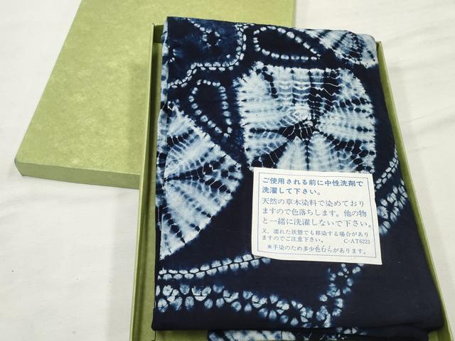 平和屋着物▼和装小物 インテリア小物 テーブルクロス 天然染 手染 草木染 大判 箱付き 綿 逸品 未使用 DABC1300zzz