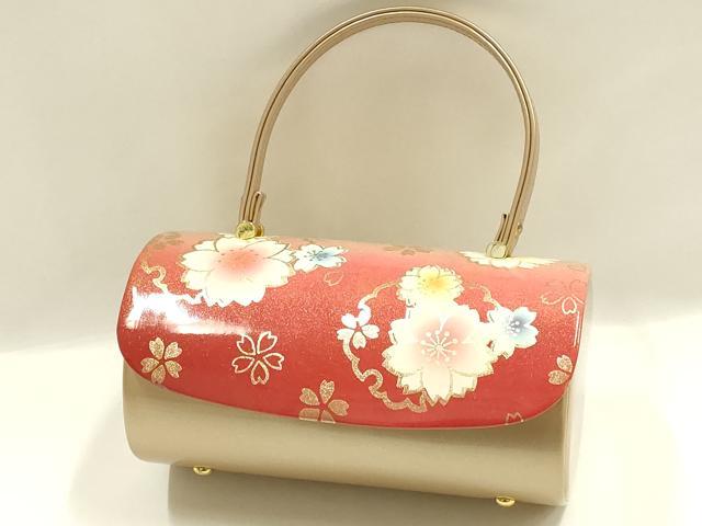 平和屋着物▼和装小物 和装バッグ 振袖用 ハンドバッグ エナメル 雪輪花文 金彩 マグネット式 逸品 AABJ8943ay