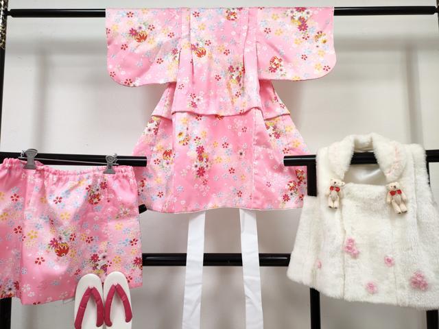 平和屋着物[]ベビー着物　二部式　女の子　子供　被布・草履セット　鞠花文　暈し染め　金彩　洗える着物　DABG3195ma