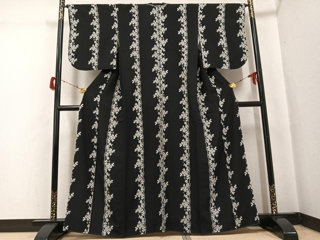 専用：着物８　松田聖子　小花スカラップ柄袷着物　黒　正絹　身丈１６９裄丈６９.５ 楽天市場】松田聖子（和服｜レディースファッション）の通販
