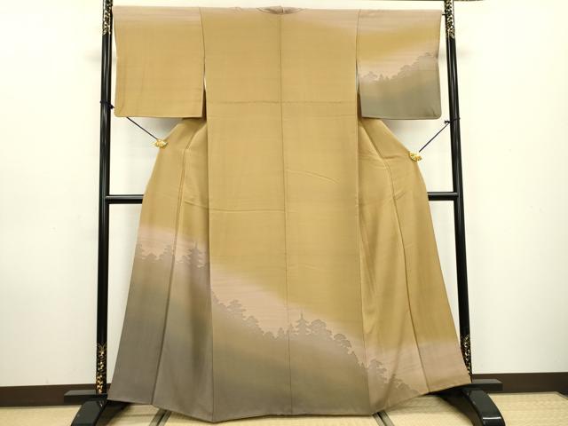 ■■■　サイズ　■■■ 身丈 161.5cm（肩から） 裄丈 67cm 袖丈 45cm　縫込み 4cm 袖幅 34cm 前幅 25cm 後幅 30cm 着物縫いこみ 内揚げ 5cm 裄 お袖側 約1.5cm　身頃側 約1cm ■■■　商品詳...