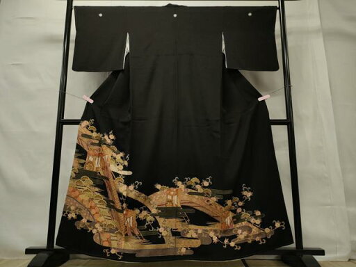 平和屋着物■豪華黒留袖 駒刺繍 御所車花唐草文 金彩 正絹 逸品 CAAL3527id 平和屋着物■豪華黒留袖 駒刺繍 御所車花唐草文 金彩 正絹 逸品 CAAL3527id