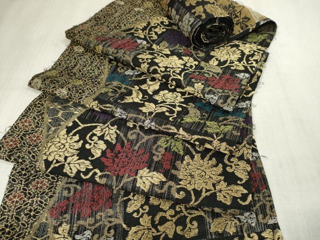 ■■■　サイズ　■■■ 長さ　約392cm 幅 　 約31cm ■■■　商品詳細　■■■ 【正絹・未使用】 状態は特に目立ったシミ汚れなどもなく大変良い状態です。 大変上質な逸品になります。 お安く出品致しますので、是非この機会にいかがでし...