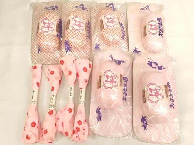 ■■■　商品詳細　■■■ ※こちらのお品はまとめての出品となりますので、 汚れ・サイズ等の詳細は記載しておりません。 ご理解の上でのご入札をお願い致します。 大変上質な逸品になります。 お安く出品致しますので、是非この機会にいかがでしょうか？ ■■■　注意事項　■■■ ■モニター発色の具合により色合いが異なる場合がございます。 ■寸法は多少の誤差が生じる場合がございますのでご了承ください。 ■縫込みの長さが左右非対称の場合は短い部分を記載しております。 左右非対称であってもご返品・お値引き等の保証は出来かねますので、ご了承の上ご購入をお願い致します。 ■シミ等のチェックには注意を払っておりますが、見落としがある場合もございますし、個人の見解も様々ですので神経質な方のご購入はお控えください。 ■箪笥に入っておりました着物や帯なので畳みシワや匂いがあるものもございます。 ■お休みは基本的に土日祝となりますが、その他臨時でお休みする場合がございますのでご了承ください。 ■商品の発送は平日のみの発送となります。 ■夜間と土曜、日曜日はお問い合わせの回答が遅れる場合がございます。 ■当店では、お直し、紋入れ、お手入れ等は承っておりません。 ■生地の状態（ヤケ、経年劣化等）によってはサイズ直しが出来ない場合がございます。 その点もどうかご了承のうえ、ご購入をお願いいたします。 ■弊社で取り扱う商品は一点ものにつき、時期や在庫状況に応じて金額が変更となる場合がございます。 ■検針は行っておりません。予めご了承いただきますようお願いいたします。 ■【洗える着物】と記載のある商品におきましては、商品お届け後に洗濯を行ってしまってからのご返品にはご対応しかねます。 念の為、専門店でのお手入れをお願いいたします。 ■写真に写っている物が全てになります。それ以外の付属品はございませんのでご了承ください。 ■状態に関する写真につきましては、掲載可能な写真枚数に限りがあるため、各箇所につき1枚参考画像を掲載しております。 ■着物のサイズ目安は下記を参考ください↓ ＜女性着物＞　お端折り次第で＋5cm　−1cmが着用可能サイズ 　例）身丈170cmの場合、身長160cm〜175cm ＜男性着物＞　身丈＋約25cm〜27cm程が適応身長 　例）身丈155cmの場合、身長180〜182cm