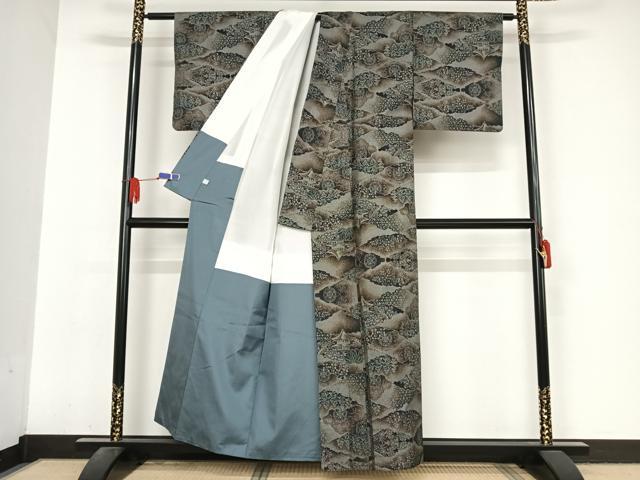 平和屋着物●本場大島紬　カタス7マルキ　風景花文　渡絹織物謹製　証紙付き　正絹　逸品　AABA5020np