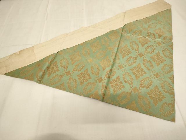 平和屋本店■打敷 内敷 三角 花菱文 金襴 法衣 寺院 仏具 仏教 僧侶 神職 装束 AAAS8326ja