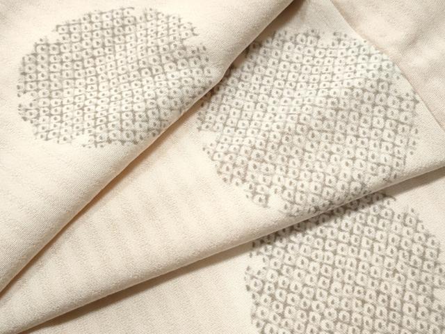 平和屋着物○上質な小紋 総刺繍 雪輪重ね文 跳兎 金糸 ます