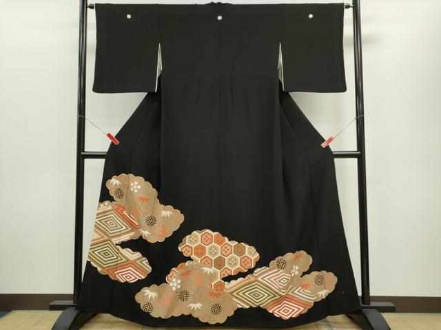 平和屋着物▼豪華黒留袖　駒刺繍　雲取り吉祥唐草文　金彩　正絹　逸品　CABD9601ze
