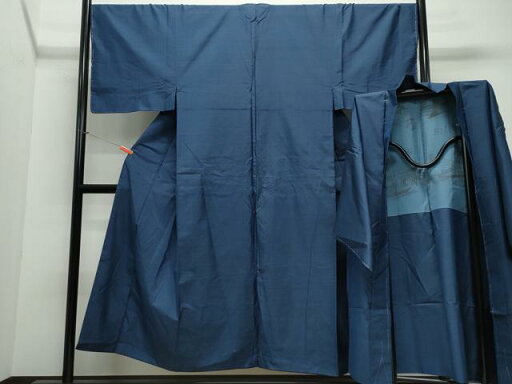 平和屋着物●男性 本場大島紬 アンサンブル 幾何学文様 正絹 逸品 CAAV6641vf 平和屋着物●男性 本場大島紬 アンサンブル 幾何学文様 正絹 逸品 CAAV6641vf