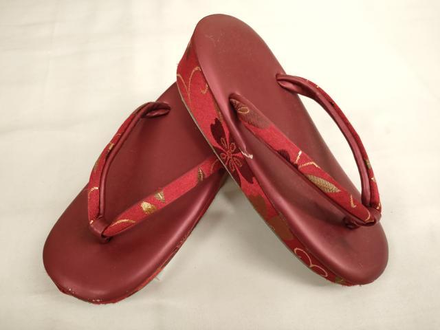 平和屋本店[]七五三 女の子 和装小物セット 舞桜文 金彩 箱付き 逸品 AABJ5370ja