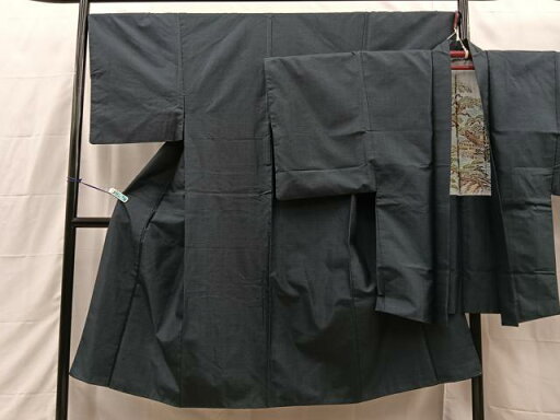 平和屋着物■男性 本場大島紬 アンサンブル 80亀甲 正絹 逸品 BAAQ3421sa 平和屋着物■男性 本場大島紬 アンサンブル 80亀甲 正絹 逸品 BAAQ3421sa