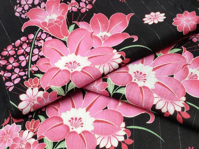 Female Yukatas - 平和屋着物∴夏物　浴衣　百合　扇面花文　ラメ糸　黒地　綿　逸品　CABE8936ng