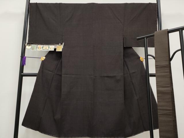 平和屋本店■極上　男性　本場結城紬・角帯セット　重要無形文化財　縞　赤墨茶色地　証紙付き　逸品　未使用　CYAA2011s5