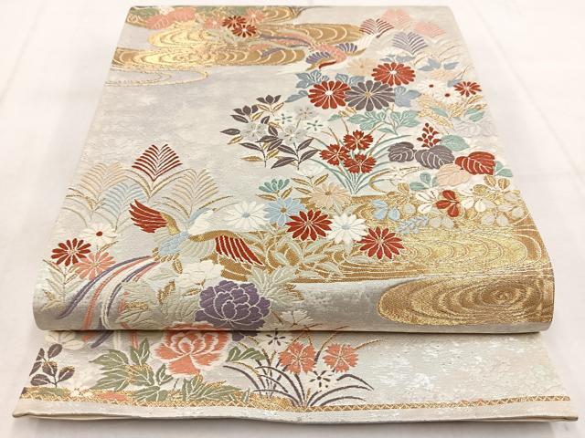 ■■■　サイズ　■■■ 長さ 424cm 幅 30.5cm程 ■■■　商品詳細　■■■ 【正絹・芯なし】 詳細に関しましては、画像をご確認ください。 大変上質な逸品になります。 お安く出品致しますので、是非この機会にいかがでしょうか？ ■■■　注意事項　■■■ ■モニター発色の具合により色合いが異なる場合がございます。 ■寸法は多少の誤差が生じる場合がございますのでご了承ください。 ■縫込みの長さが左右非対称の場合は短い部分を記載しております。 左右非対称であってもご返品・お値引き等の保証は出来かねますので、ご了承の上ご購入をお願い致します。 ■シミ等のチェックには注意を払っておりますが、見落としがある場合もございますし、個人の見解も様々ですので神経質な方のご購入はお控えください。 ■箪笥に入っておりました着物や帯なので畳みシワや匂いがあるものもございます。 ■お休みは基本的に土日祝となりますが、その他臨時でお休みする場合がございますのでご了承ください。 ■商品の発送は平日のみの発送となります。 ■夜間と土曜、日曜日はお問い合わせの回答が遅れる場合がございます。 ■当店では、お直し、紋入れ、お手入れ等は承っておりません。 ■生地の状態（ヤケ、経年劣化等）によってはサイズ直しが出来ない場合がございます。 その点もどうかご了承のうえ、ご購入をお願いいたします。 ■弊社で取り扱う商品は一点ものにつき、時期や在庫状況に応じて金額が変更となる場合がございます。 ■検針は行っておりません。予めご了承いただきますようお願いいたします。 ■【洗える着物】と記載のある商品におきましては、商品お届け後に洗濯を行ってしまってからのご返品にはご対応しかねます。 念の為、専門店でのお手入れをお願いいたします。 ■着物のサイズ目安は下記を参考ください↓ ＜女性着物＞　お端折り次第で＋5cm　−1cmが着用可能サイズ 　例）身丈170cmの場合、身長160cm〜175cm ＜男性着物＞　身丈＋約25cm〜27cm程が適応身長 　例）身丈155cmの場合、身長180〜182cm