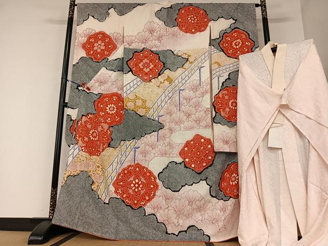 平和屋着物●豪華振袖・長襦袢セット（無双仕立て）渡橋花文 正絹 逸品 AAAY0164zg