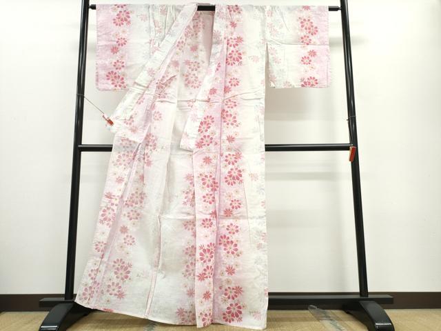 平和屋の平和屋着物∴夏物 浴衣 舞花文 綿 逸品 CABE9117ng｜アングル3