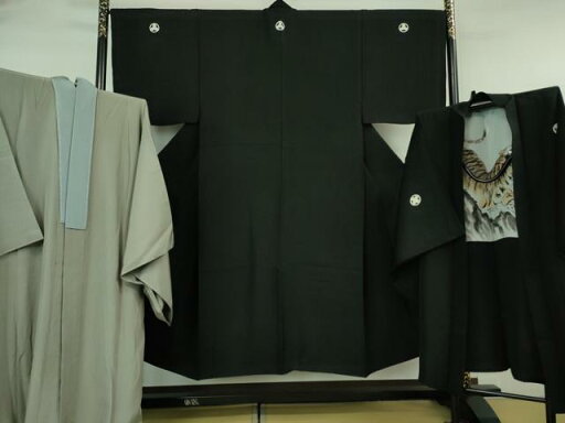 平和屋本店■極上 男性 黒紋付 長羽織・長襦袢(無双仕立て) 羽裏・虎 銀座越後屋扱い 逸品 DZAA7071kh5 平和屋本店■極上 男性 黒紋付 長羽織・長襦袢(無双仕立て) 羽裏・虎 銀座越後屋扱い 逸品 DZAA7071kh5
