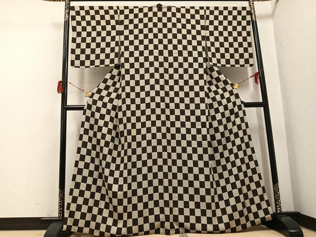 平和屋着物●上質な小紋　市松文　鉄黒色　正絹　逸品　AABH2064ph heiwaya-11125717 平和屋 サンプル画像2