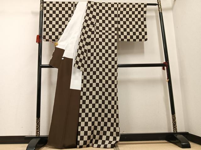 平和屋着物●上質な小紋　市松文　鉄黒色　正絹　逸品　AABH2064ph heiwaya-11125717 平和屋 サンプル画像3