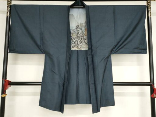 平和屋着物■男性 本場大島紬 長羽織 100亀甲 総詰め 正絹 逸品 AAAN6977bw 平和屋着物■男性 本場大島紬 長羽織 100亀甲 総詰め 正絹 逸品 AAAN6977bw