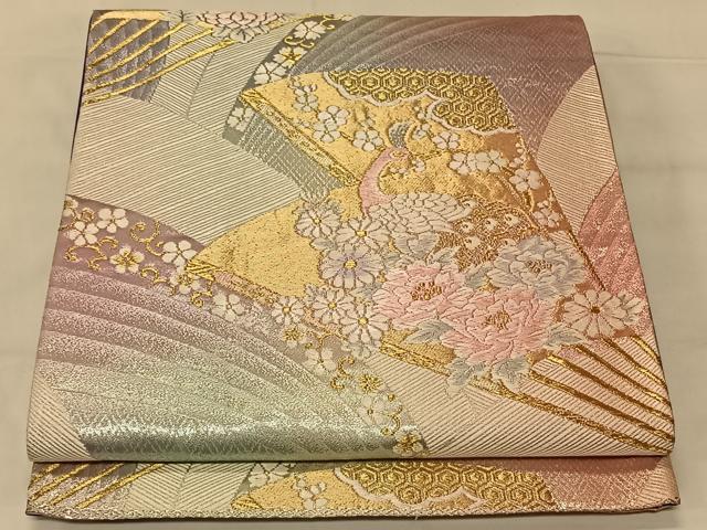 平和屋着物◎六通柄袋帯　唐織　扇面孔雀花文　二重金　正絹　逸品　CAAV1601qv