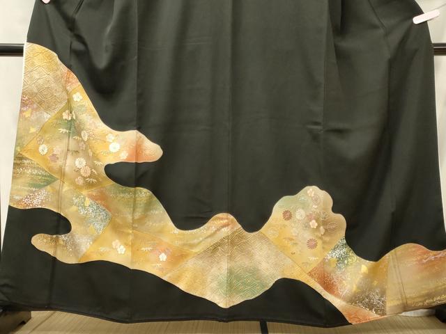 平和屋の平和屋着物■豪華黒留袖 駒刺繍 吉祥花文 金銀彩 正絹 逸品 CABC4243oy｜アングル2
