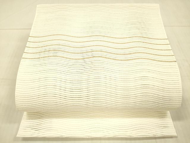 ■■■　サイズ　■■■ 長さ 368cm 幅 30.5cm程 ■■■　商品詳細　■■■ 【化繊】 状態は締めてはおりますが 特に目立ったシミ汚れなどもなく大変良い状態です。 お安く出品致しますので、是非この機会にいかがでしょうか？ ■■■　注意事項　■■■ ■モニター発色の具合により色合いが異なる場合がございます。 ■寸法は多少の誤差が生じる場合がございますのでご了承ください。 ■縫込みの長さが左右非対称の場合は短い部分を記載しております。 左右非対称であってもご返品・お値引き等の保証は出来かねますので、ご了承の上ご購入をお願い致します。 ■シミ等のチェックには注意を払っておりますが、見落としがある場合もございますし、個人の見解も様々ですので神経質な方のご購入はお控えください。 ■箪笥に入っておりました着物や帯なので畳みシワや匂いがあるものもございます。 ■お休みは基本的に土日祝となりますが、その他臨時でお休みする場合がございますのでご了承ください。 ■商品の発送は平日のみの発送となります。 ■夜間と土曜、日曜日はお問い合わせの回答が遅れる場合がございます。 ■当店では、お直し、紋入れ、お手入れ等は承っておりません。 ■生地の状態（ヤケ、経年劣化等）によってはサイズ直しが出来ない場合がございます。 その点もどうかご了承のうえ、ご購入をお願いいたします。 ■弊社で取り扱う商品は一点ものにつき、時期や在庫状況に応じて金額が変更となる場合がございます。 ■検針は行っておりません。予めご了承いただきますようお願いいたします。 ■【洗える着物】と記載のある商品におきましては、商品お届け後に洗濯を行ってしまってからのご返品にはご対応しかねます。 念の為、専門店でのお手入れをお願いいたします。 ■着物のサイズ目安は下記を参考ください↓ ＜女性着物＞　お端折り次第で＋5?　−10?が着用可能サイズ 　例）身丈170?の場合、身長160?〜175? ＜男性着物＞　身丈＋約25?〜27?程が適応身長 　例）身丈155?の場合、身長180〜182?