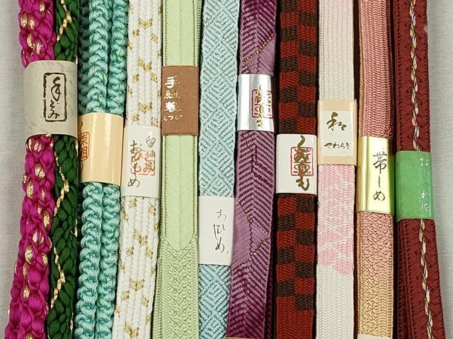 平和屋の平和屋着物●和装小物　帯締め10本セット　高麗組　笹浪組　唐組　大和組　礼装用　金糸　逸品　未使用　CABJ3883qe｜アングル3