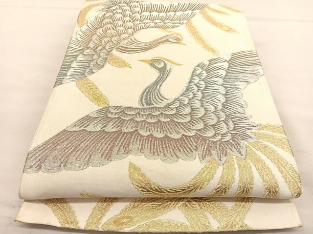 ■■■　サイズ　■■■ 長さ 424cm 幅 30cm程 ■■■　商品詳細　■■■ 【正絹・芯なし】 詳細に関しましては、画像をご確認ください。 大変上質な逸品になります。 お安く出品致しますので、是非この機会にいかがでしょうか？ ■■■　注意事項　■■■ ■モニター発色の具合により色合いが異なる場合がございます。 ■寸法は多少の誤差が生じる場合がございますのでご了承ください。 ■縫込みの長さが左右非対称の場合は短い部分を記載しております。 左右非対称であってもご返品・お値引き等の保証は出来かねますので、ご了承の上ご購入をお願い致します。 ■シミ等のチェックには注意を払っておりますが、見落としがある場合もございますし、個人の見解も様々ですので神経質な方のご購入はお控えください。 ■箪笥に入っておりました着物や帯なので畳みシワや匂いがあるものもございます。 ■お休みは基本的に土日祝となりますが、その他臨時でお休みする場合がございますのでご了承ください。 ■商品の発送は平日のみの発送となります。 ■夜間と土曜、日曜日はお問い合わせの回答が遅れる場合がございます。 ■当店では、お直し、紋入れ、お手入れ等は承っておりません。 ■生地の状態（ヤケ、経年劣化等）によってはサイズ直しが出来ない場合がございます。 その点もどうかご了承のうえ、ご購入をお願いいたします。 ■弊社で取り扱う商品は一点ものにつき、時期や在庫状況に応じて金額が変更となる場合がございます。 ■検針は行っておりません。予めご了承いただきますようお願いいたします。 ■【洗える着物】と記載のある商品におきましては、商品お届け後に洗濯を行ってしまってからのご返品にはご対応しかねます。 念の為、専門店でのお手入れをお願いいたします。 ■着物のサイズ目安は下記を参考ください↓ ＜女性着物＞　お端折り次第で＋5cm　−1cmが着用可能サイズ 　例）身丈170cmの場合、身長160cm〜175cm ＜男性着物＞　身丈＋約25cm〜27cm程が適応身長 　例）身丈155cmの場合、身長180〜182cm