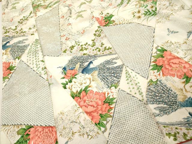 其它 - 平和屋着物■上質な小紋 手描き 孔雀花文 金彩 正絹 逸品 DABF4239cd