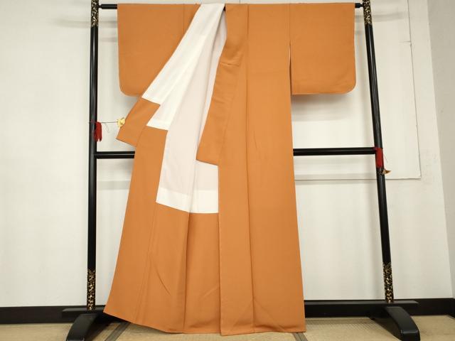 平和屋の平和屋着物●上質な色無地 密柑色 正絹 逸品 AABD6321cs｜アングル3